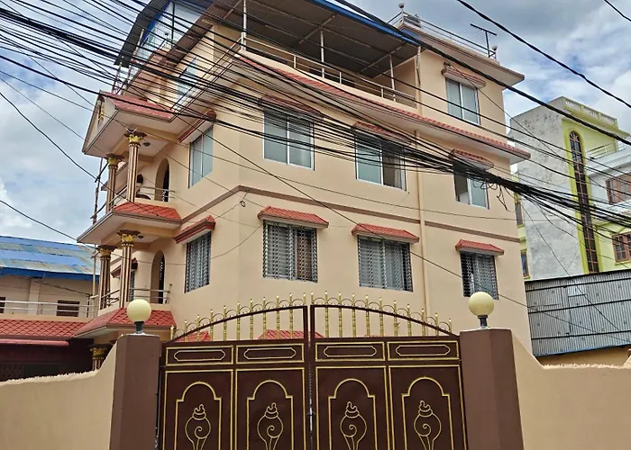 2br Near Thamel W Free Wi-fi & Private Bath Apartment